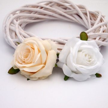 Nyílott rózsafej 2