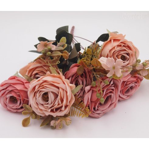 Antik nyílott rózsacsokor