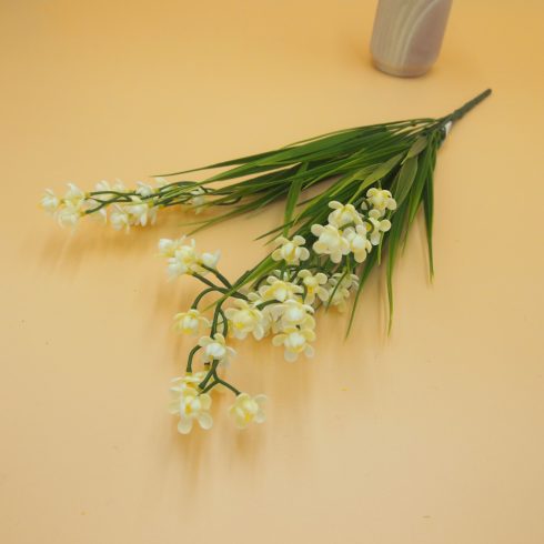 Művirágos - füves műzöld