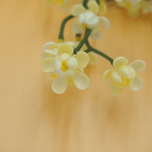 Művirágos - füves műzöld