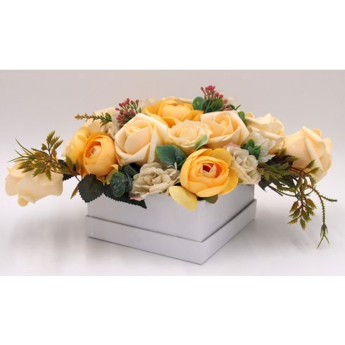 Barack rózsa - sárga bogi dobozban