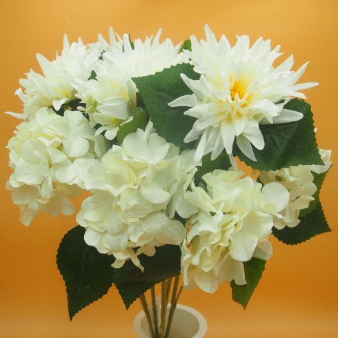 Dália-hortenzia csokor