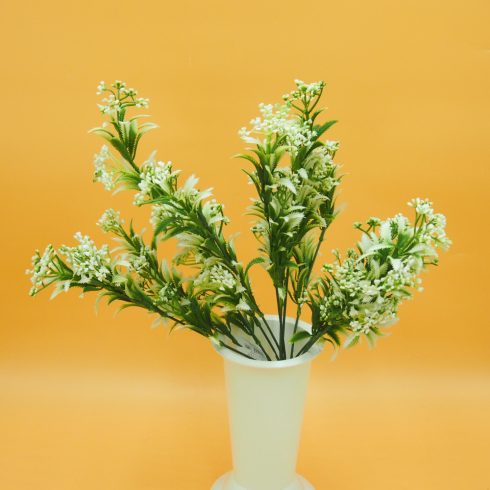 Fehér végű műanyag zöld növény 2