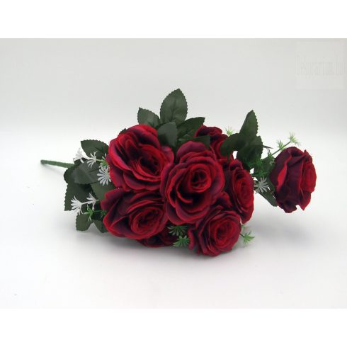 Félig nyílt rózsacsokor9