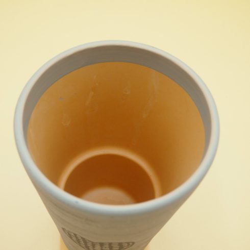 Magas szíves kaspó