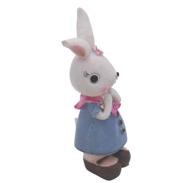 Nyuszilány álló figura