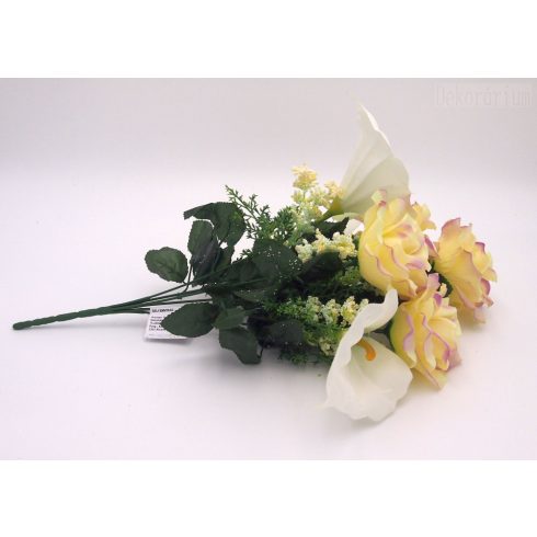 Rózsa és kála vegyes csokor