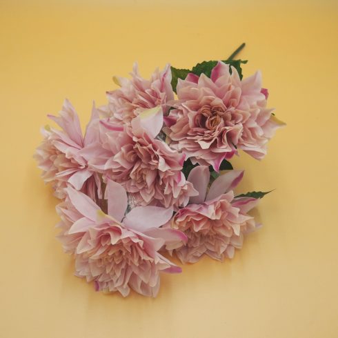 Nagyfejű dália csokor