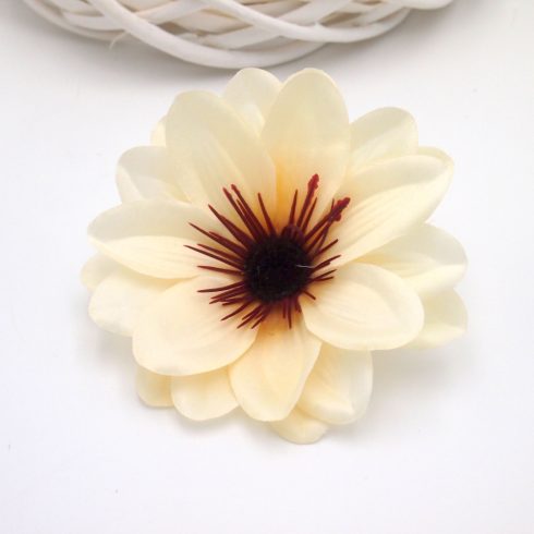 Dália fej - fekete közepű