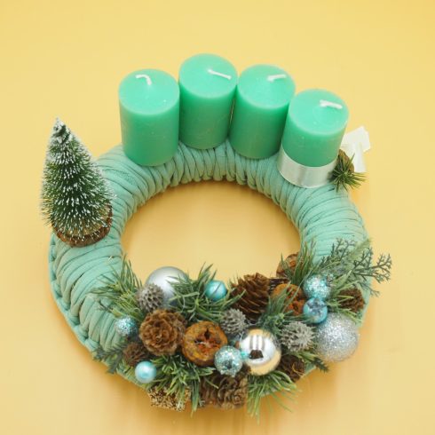 Adventi asztaldísz 3