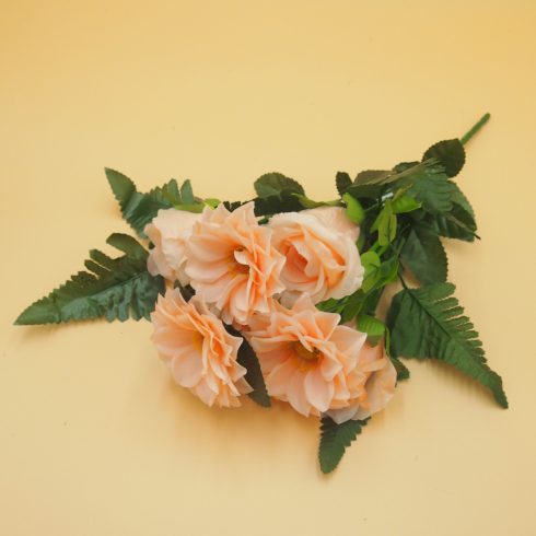 Dália - bimbós rózsa csokor