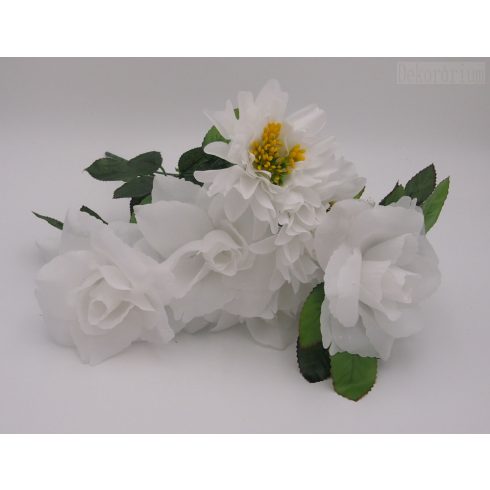 Nagy rózsa és dália csokor