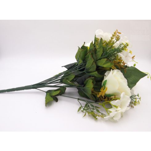 Nyílottrózsa-hortenzia csokor