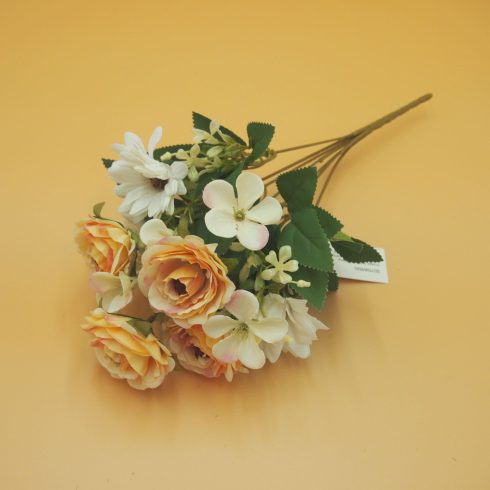 Kisfejű rózsa és margaréta csokor